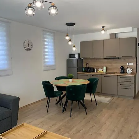 Marcipan Apartman Apartman *